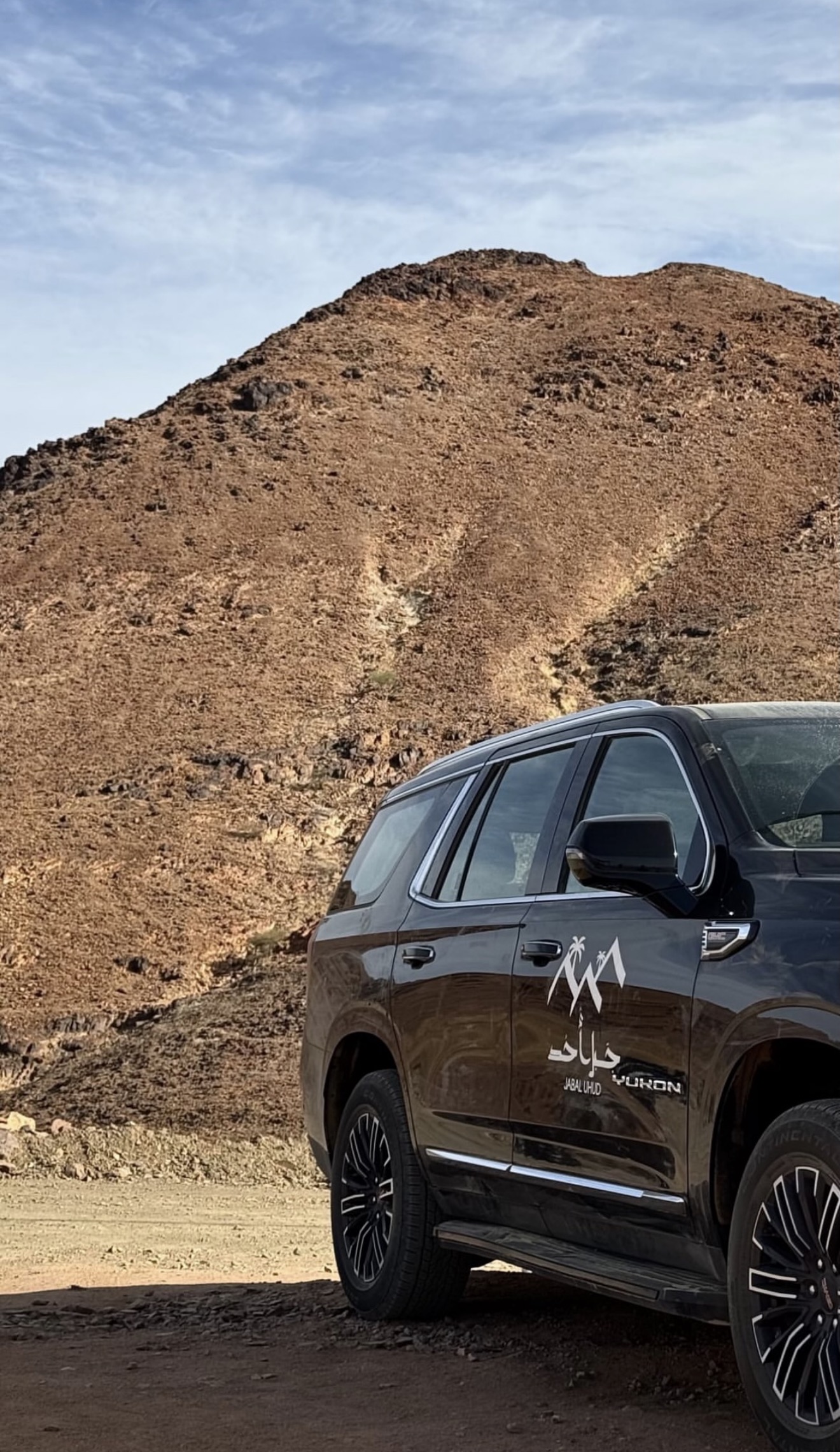 Spacious hotel room with modern amenities near Masjid Al-Haram